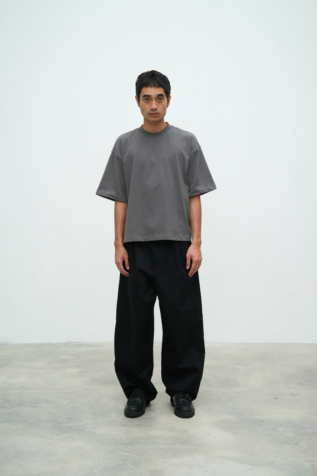 Essential Crop Tee - Grey