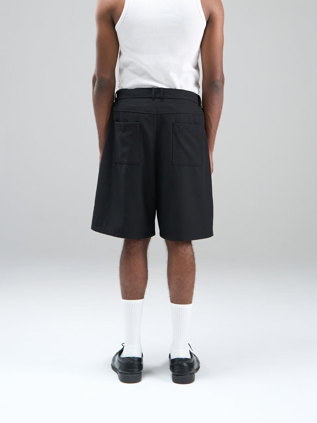 Structured Pleated Shorts - Black